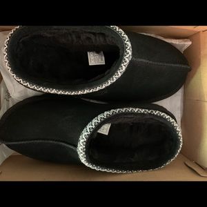 Ugg K Tasman II with original box